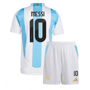 Argentina Lionel Messi #10 Replika Babytøj Hjemmebanesæt Børn Copa America 2024 Kortærmet (+ Korte bukser)